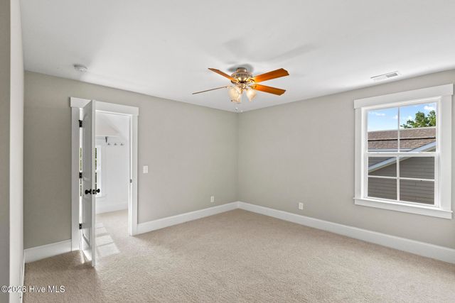 549 Bayfield Drive, Wilmington, NC 28411
