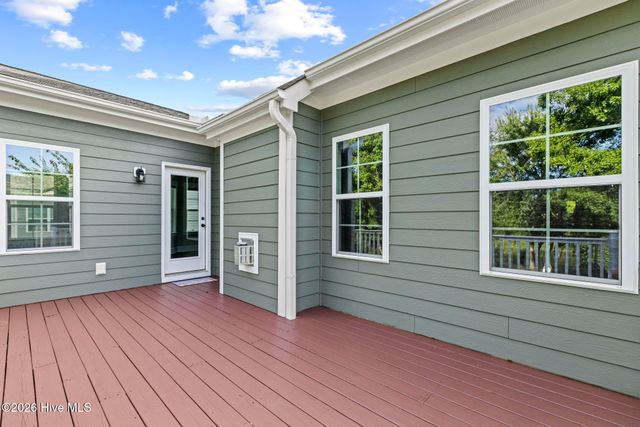 549 Bayfield Drive, Wilmington, NC 28411