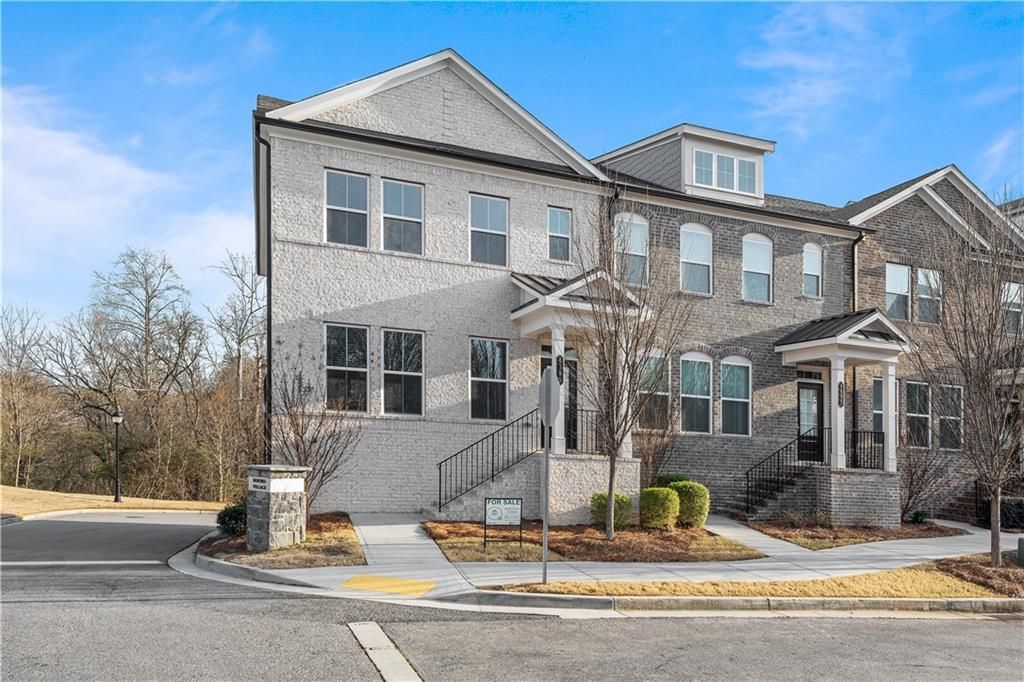4705 White Buckeye Drive, Buford, GA 30518