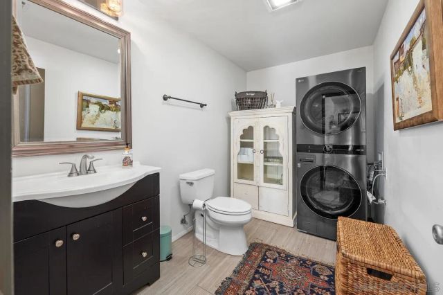 2303 Wilbur Ave, San Diego, CA 92109