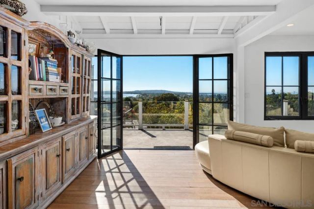 2303 Wilbur Ave, San Diego, CA 92109