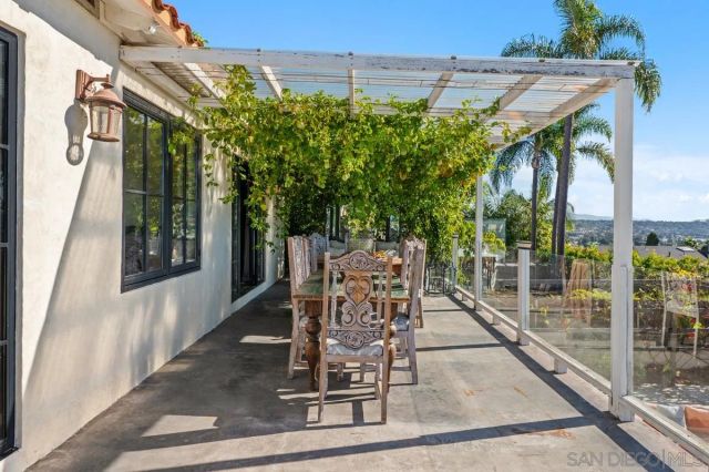 2303 Wilbur Ave, San Diego, CA 92109