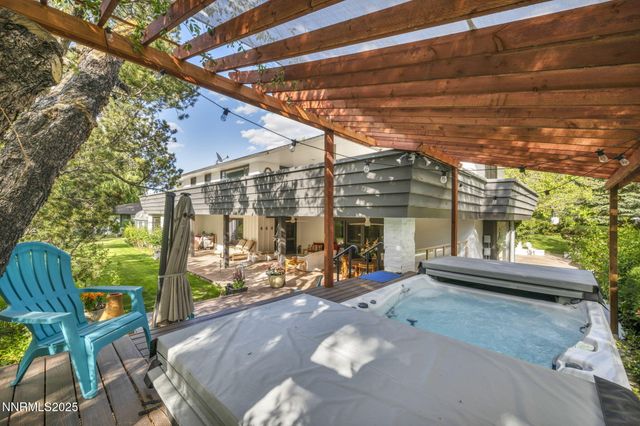 125 Greenridge Drive, Reno, NV 89509