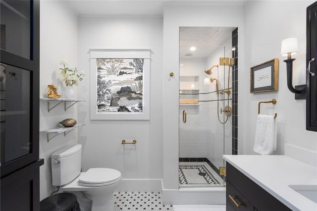 11 Eustis Avenue, Newport, RI 02840