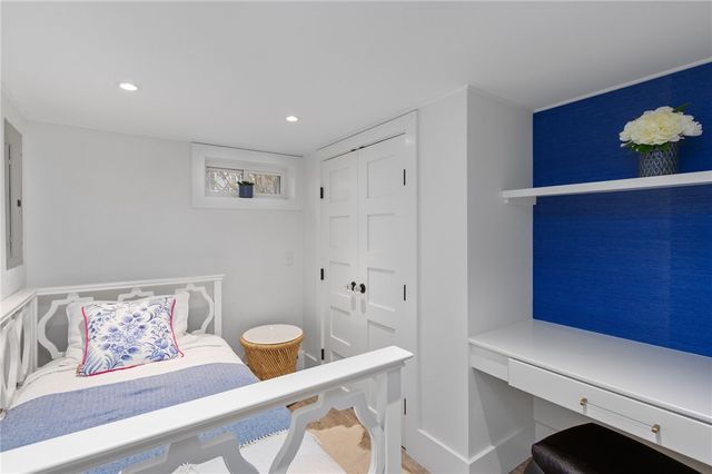 11 Eustis Avenue, Newport, RI 02840