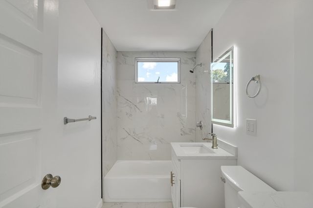 25 Magoun St 3, Cambridge, MA 02140