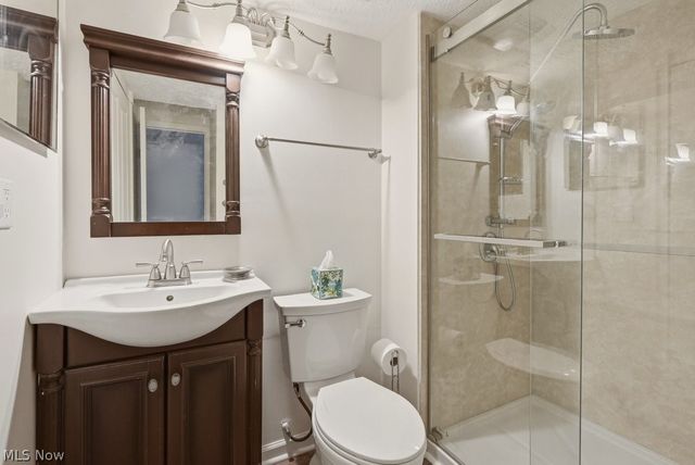 489 W Streetsboro Street A, Hudson, OH 44236