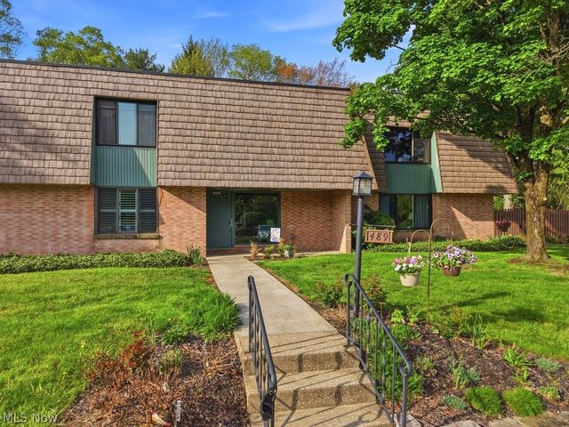 489 W Streetsboro Street A, Hudson, OH 44236