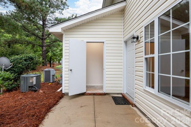 4210 Melrose Club Drive, Matthews, NC 28105
