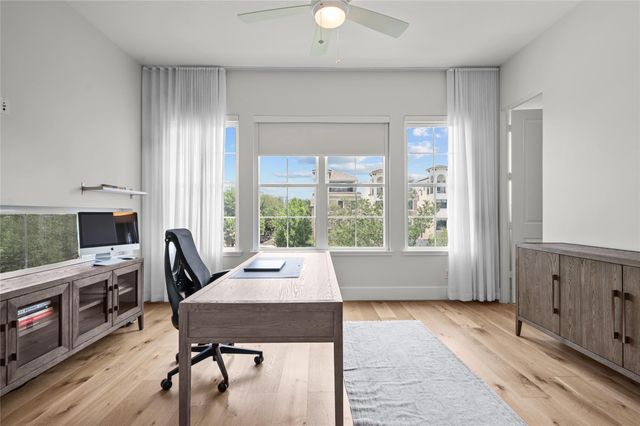 2505 Dorrington E, Houston, TX 77030