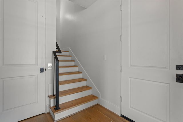 2505 Dorrington E, Houston, TX 77030