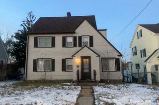 141 West Center Street, Manchester, CT 06040