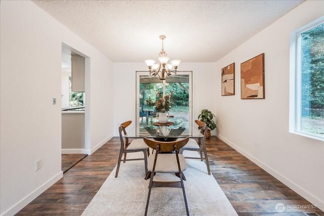 5905 147th Street SW, Edmonds, WA 98026