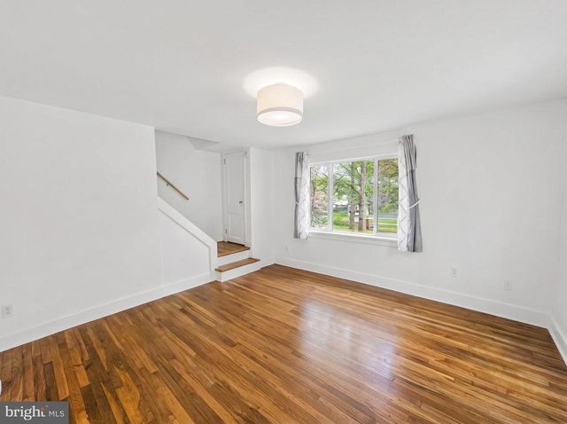 2411 RIVERVIEW TER, Alexandria, VA 22303