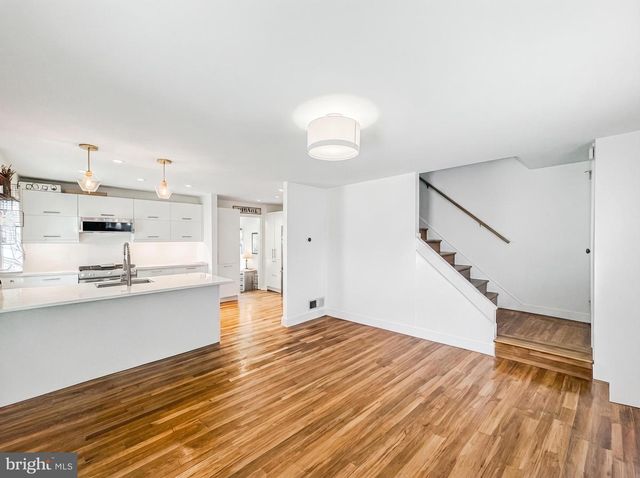 2411 RIVERVIEW TER, Alexandria, VA 22303