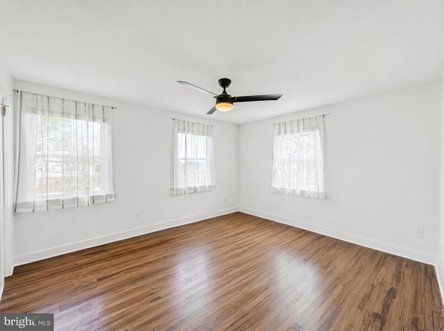 2411 RIVERVIEW TER, Alexandria, VA 22303