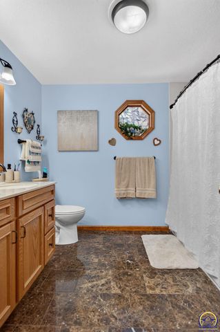 210 NW Jay ST, Topeka, KS 66608