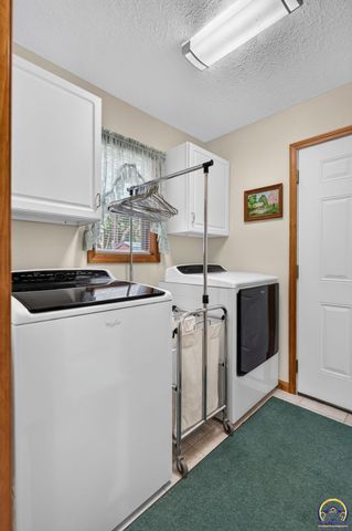 210 NW Jay ST, Topeka, KS 66608