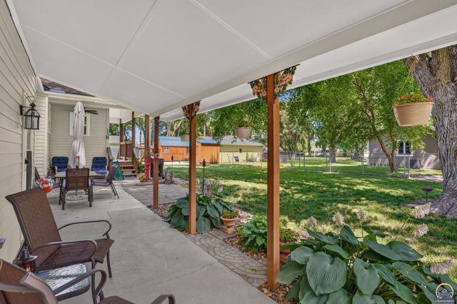210 NW Jay ST, Topeka, KS 66608