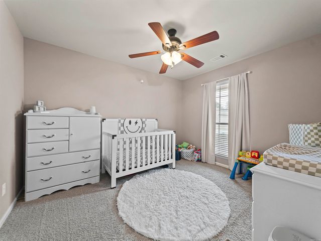 1815 Milburn Dr, Benton, AR 72015