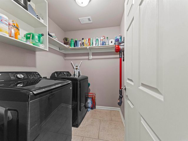 1815 Milburn Dr, Benton, AR 72015