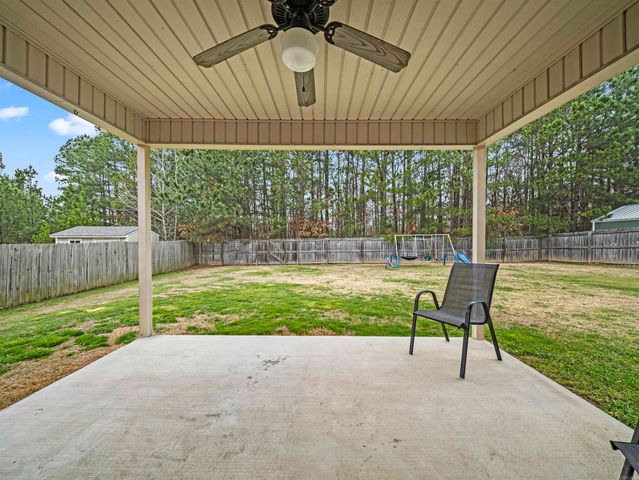 1815 Milburn Dr, Benton, AR 72015