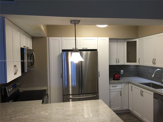 3505 S Ocean Dr 1115, Hollywood, FL 33019