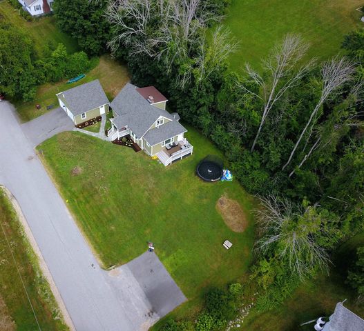 25 Old Lakeview Terrace, Wolfeboro, NH 03894