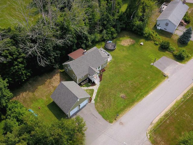 25 Old Lakeview Terrace, Wolfeboro, NH 03894