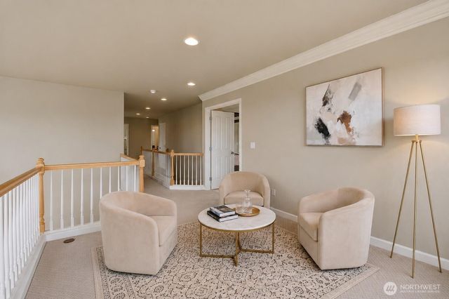 1948 Lighthouse Lane NE, Tacoma, WA 98422