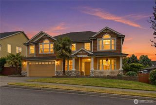 1948 Lighthouse Lane NE, Tacoma, WA 98422