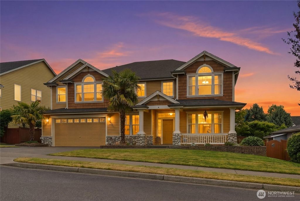 1948 Lighthouse Lane NE, Tacoma, WA 98422
