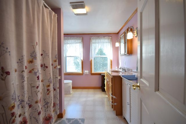 141 Washington Street, Barre City, VT 05641