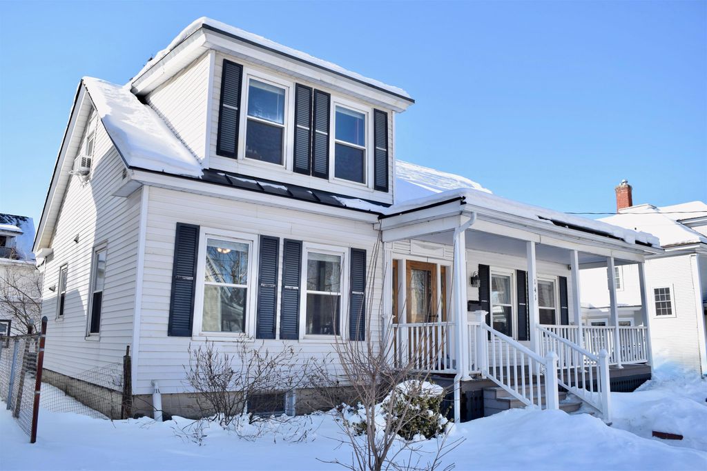 141 Washington Street, Barre City, VT 05641