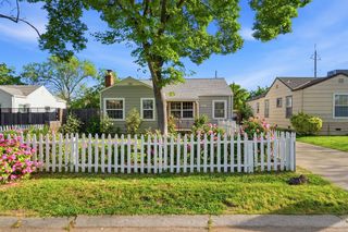 2121 Juliesse Ave, Sacramento, CA 95821