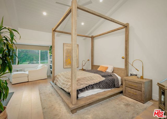 1770 Palisades Drive, Pacific Palisades, CA 90272