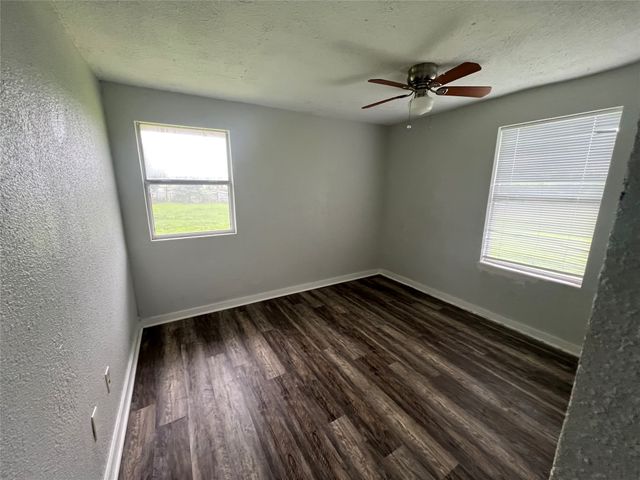 824 Nob Hill Road, Quinlan, TX 75474