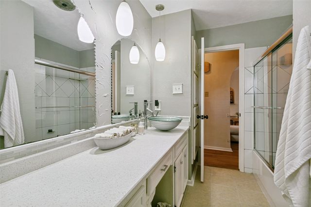 6917 Smithfield Road, North Richland Hills, TX 76182