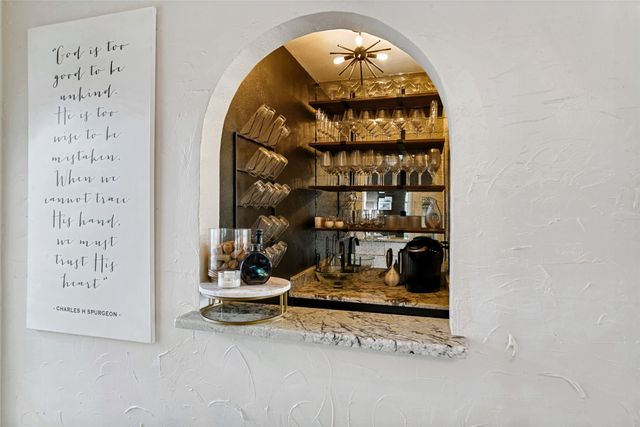 6917 Smithfield Road, North Richland Hills, TX 76182