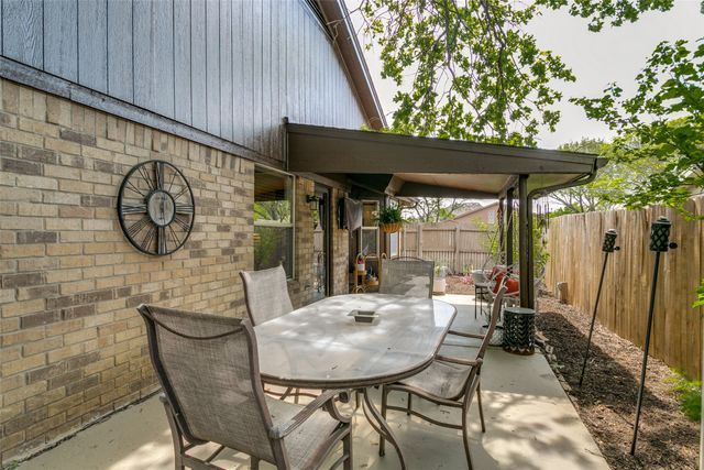 6917 Smithfield Road, North Richland Hills, TX 76182