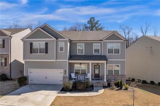 106 Creekside Bluff Way, Auburn, GA 30011