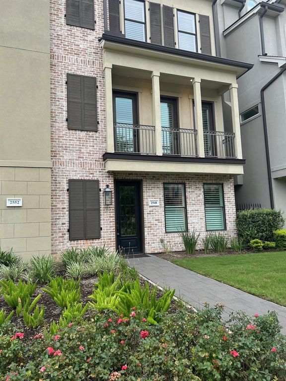 2548 N Bay Place N, The Woodlands, TX 77380