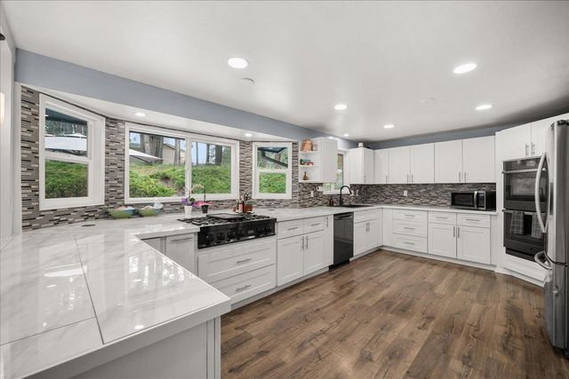 5018 S Marble Ct, Spokane Valley, WA 99206