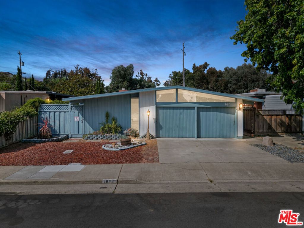 1622 Eleanor Drive, San Mateo, CA 94402