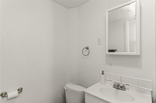 324 Greenfield Ave, Greenfield, PA 15207