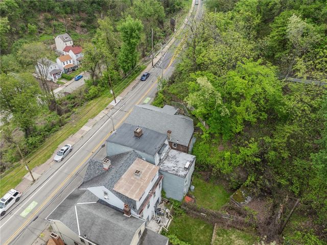 324 Greenfield Ave, Greenfield, PA 15207