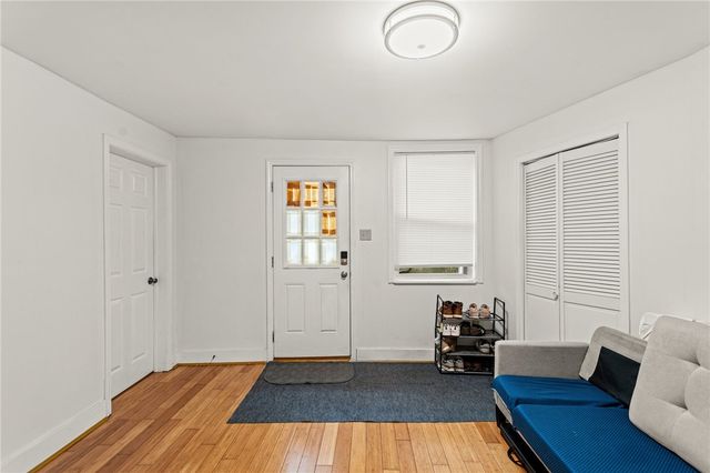 324 Greenfield Ave, Greenfield, PA 15207