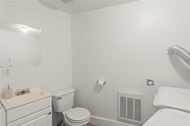 324 Greenfield Ave, Greenfield, PA 15207