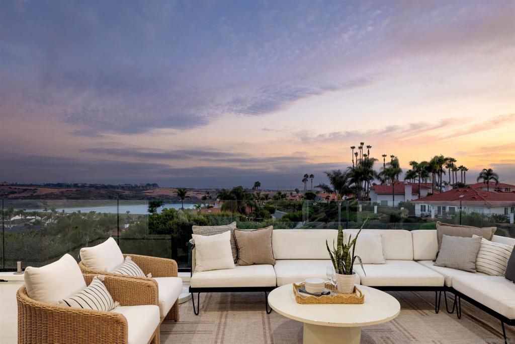 4702 Telescope Ave, Carlsbad, CA 92008 — exterior
