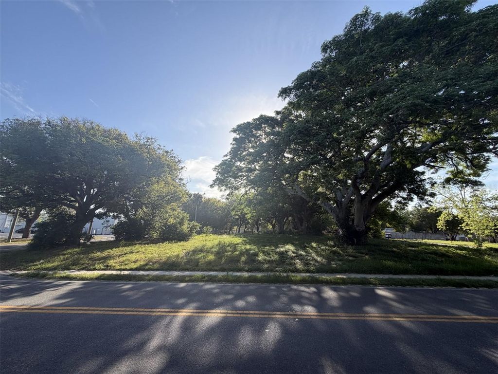 6818 CONGRESS STREET, New Port Richey, FL 34653